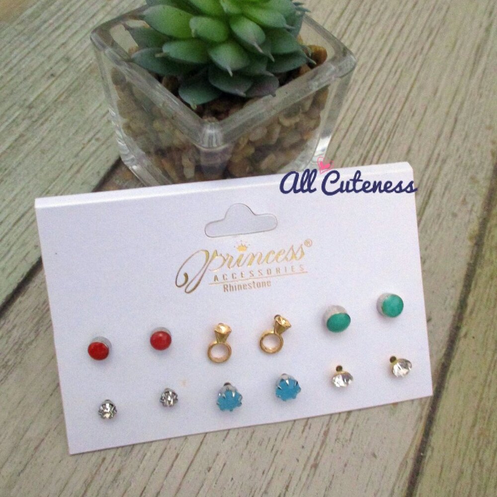 Stud Earrings